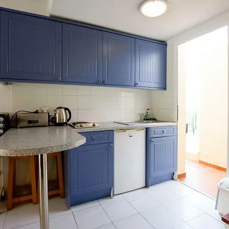Fuerte Holiday Caleta City & Pool Apartment *